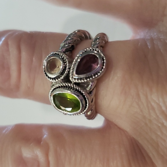 Signet Ring Braided Twisted Rope Design With 3 Crystal Stone Signs Of Wear - Picture 5 of 8